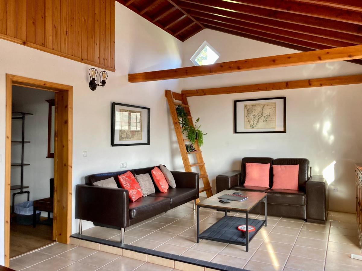 Casinhas Holiday home Praia do Almoxarife
